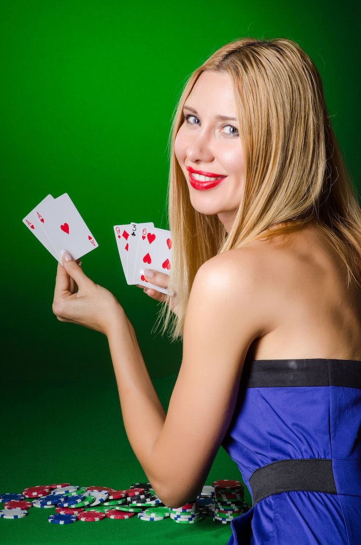lotus4d net platform interface showing sportsbook, live tables, and featured games